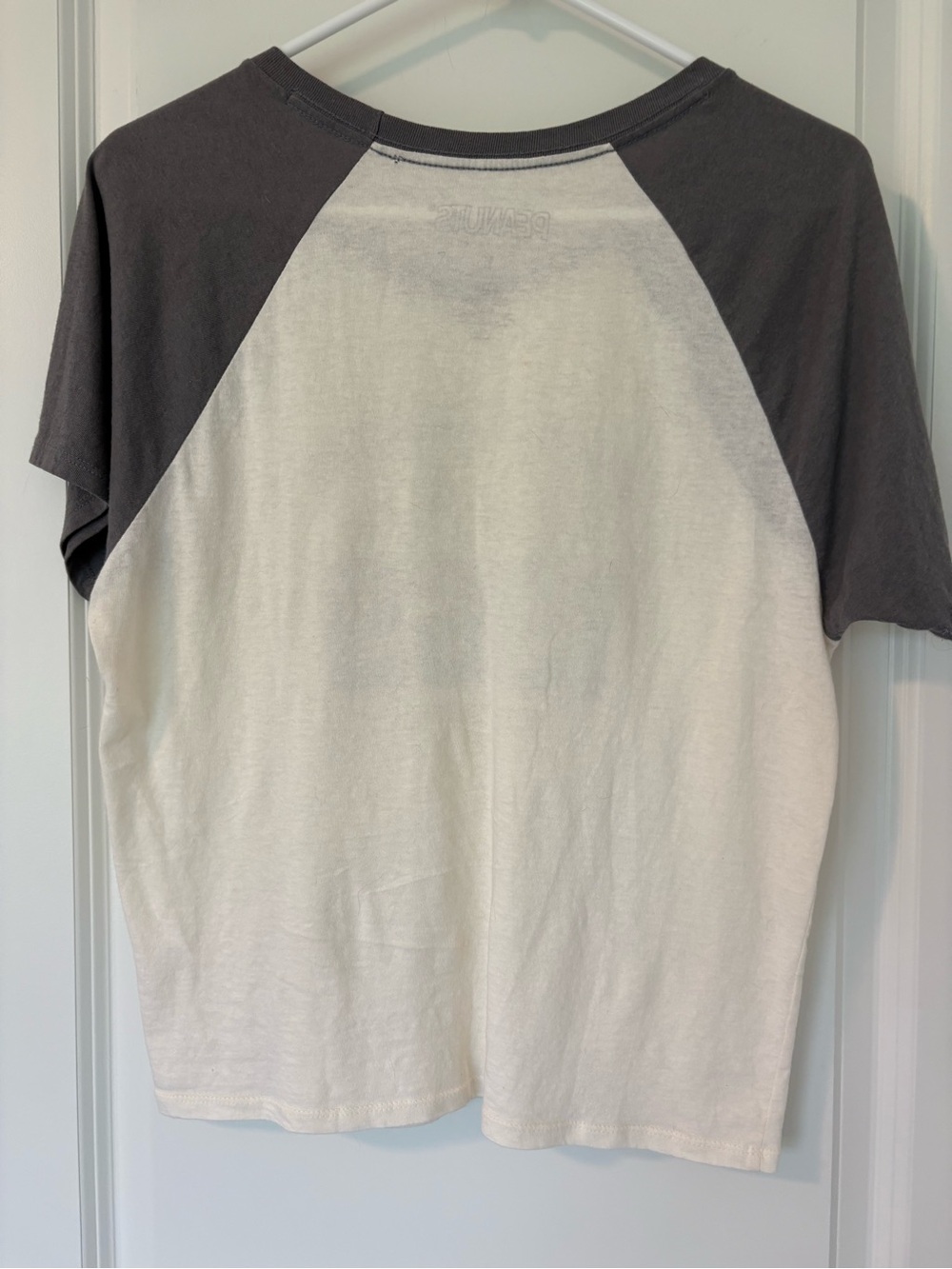 Peanuts T shirt - Women’s Large - Picture 3 of 7